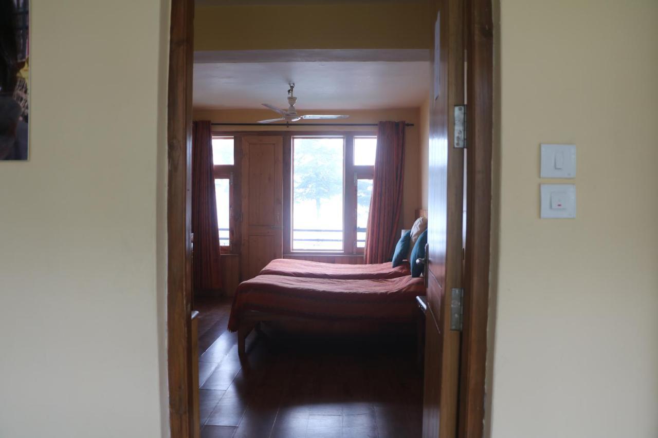 Pema Thang Hotel Kangra Exterior foto